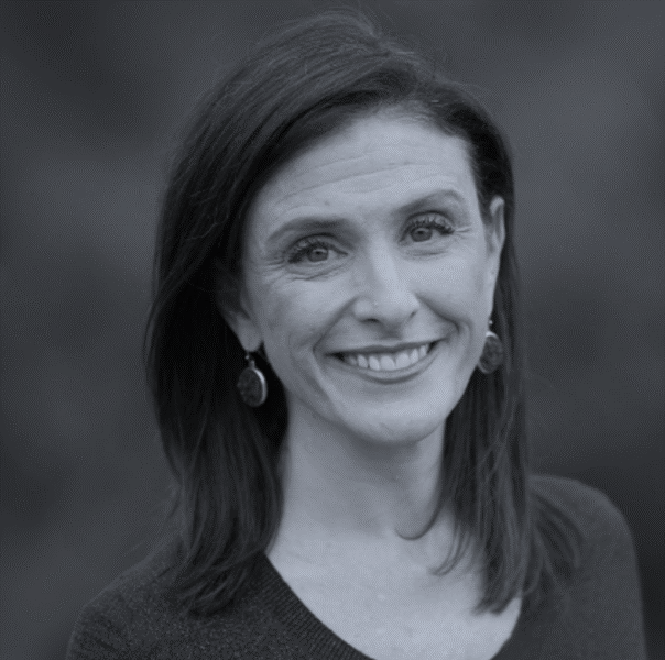 Lori Prehar headshot